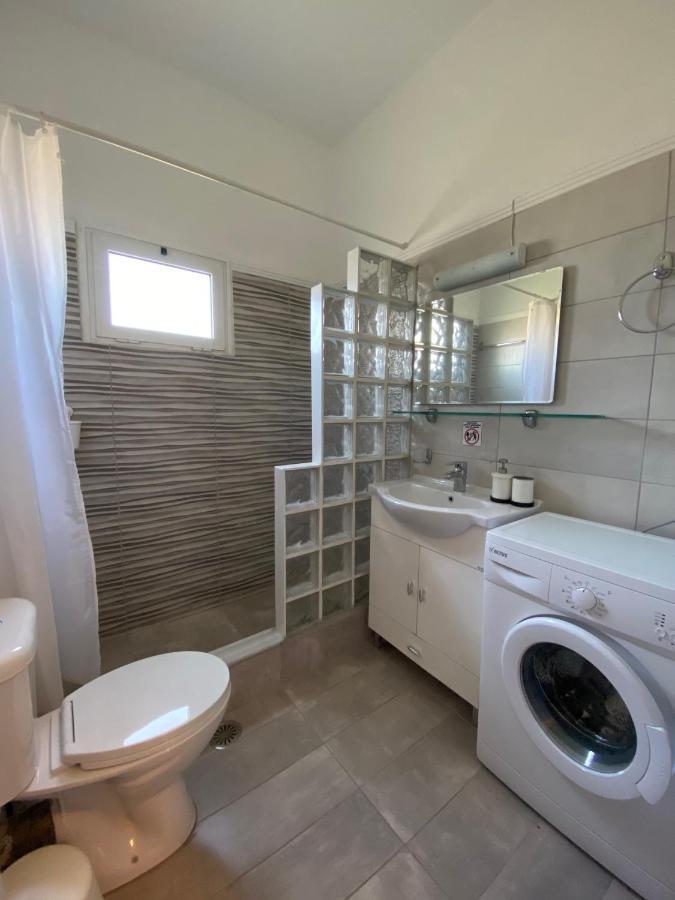 Mpanos Sea Apartment 2 Loutra Oraias Elenis Esterno foto